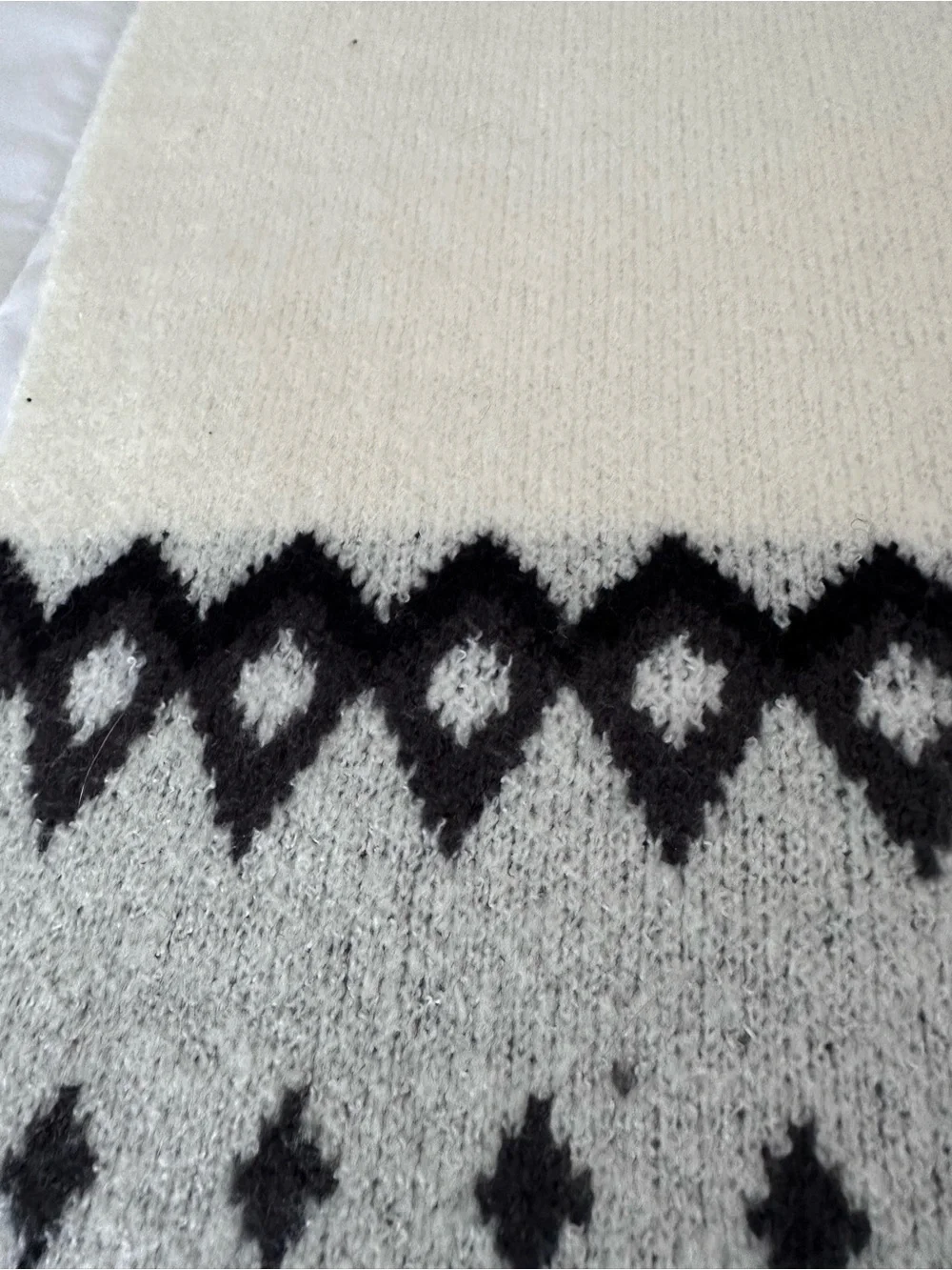 Neutral Cream and Black Patterned Throw scarf